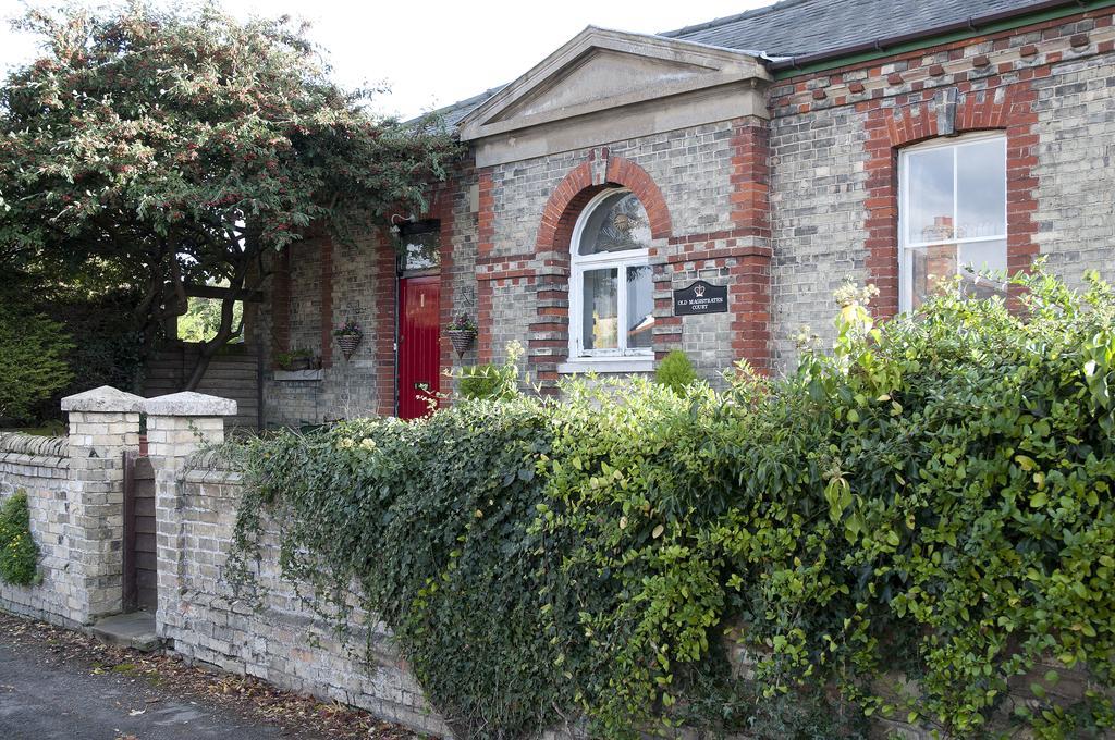 The Old Magistrates Court Melbourn Exterior foto
